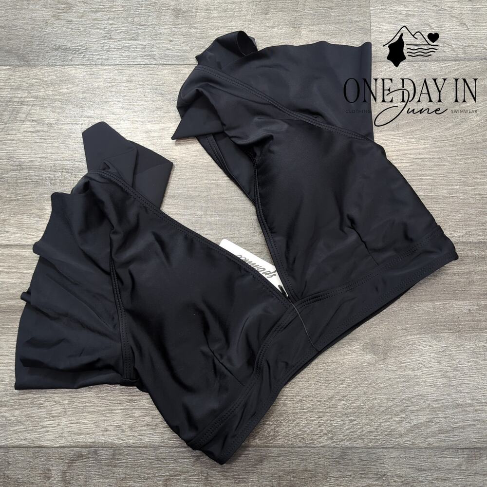 Sporlike Black Ruffle Bikini Top Double Strap NWT Size M